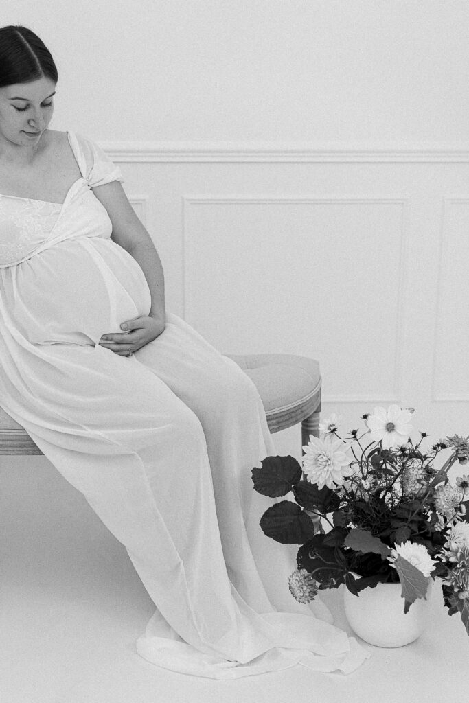 séance photo de grossesse au studio à Mailly Champagne proche de Reims