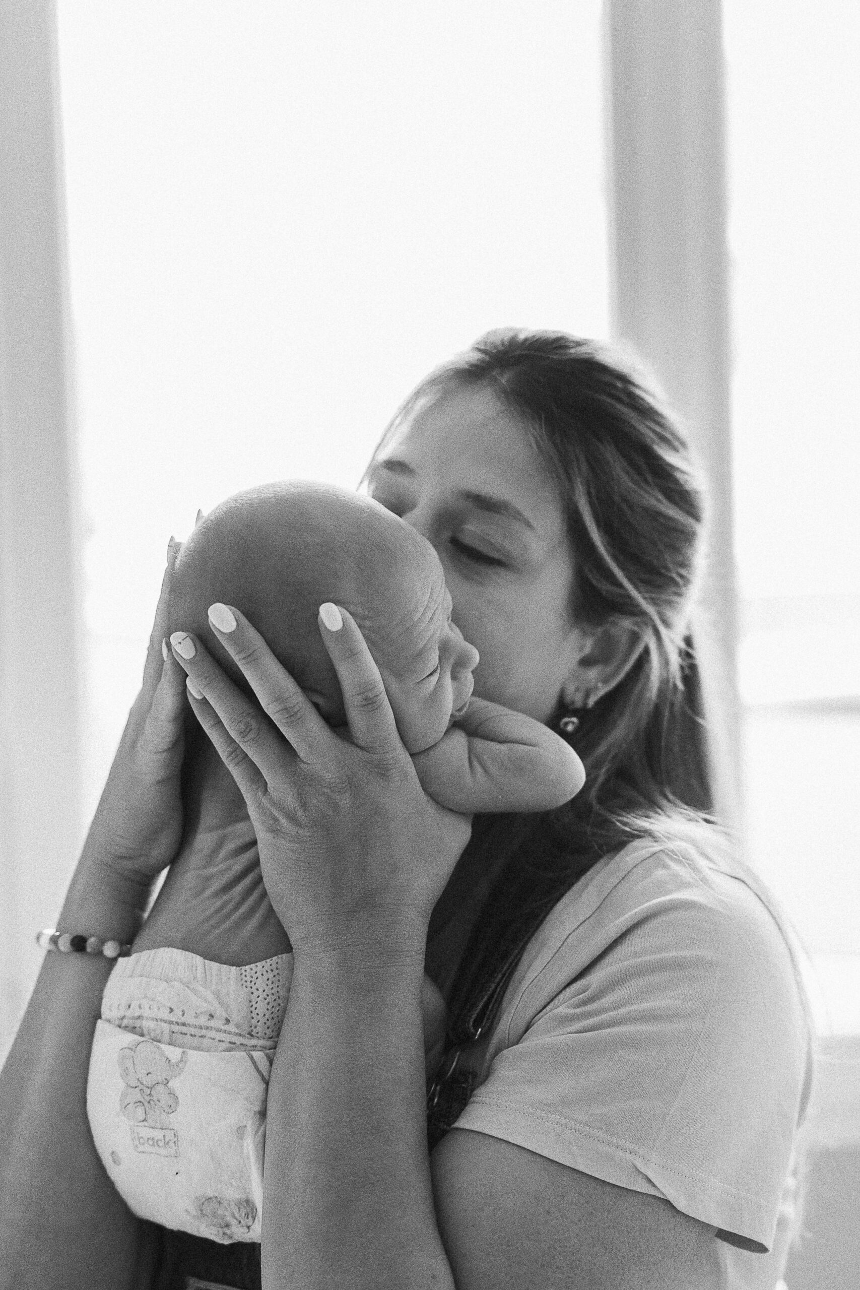 Photographe bébé naissance Reims nouveau-né